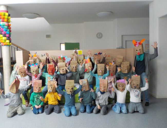 Tütenmasken (Klasse 1), Januar 2026